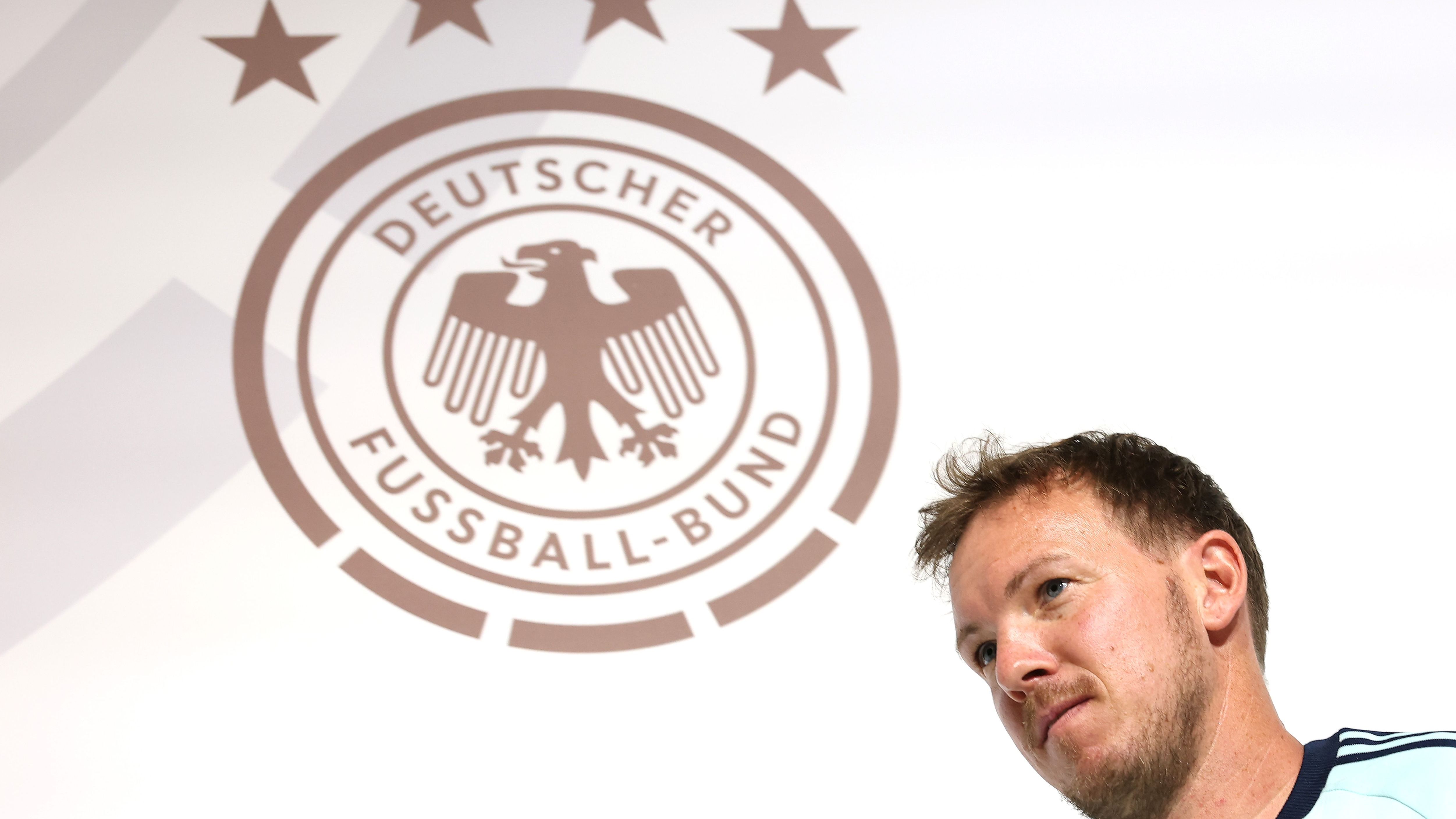 "Ich wünsche Ihnen baldige Heilung, weil Sie geisteskrank si
