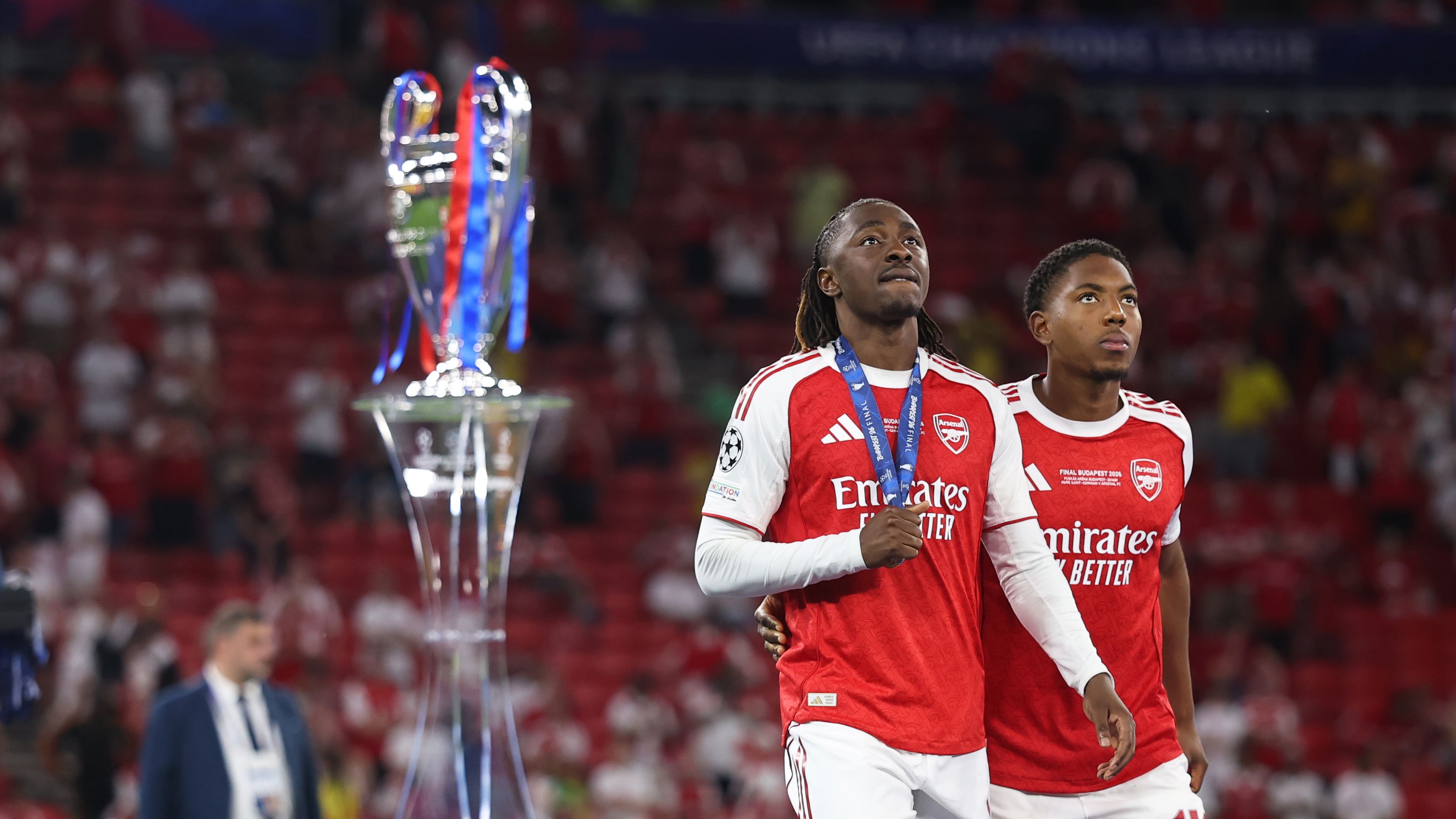 Unmittelbar nach dem verlorenen Champions-League-Finale: Chelsea macht sich über den FC Arsenal lustig