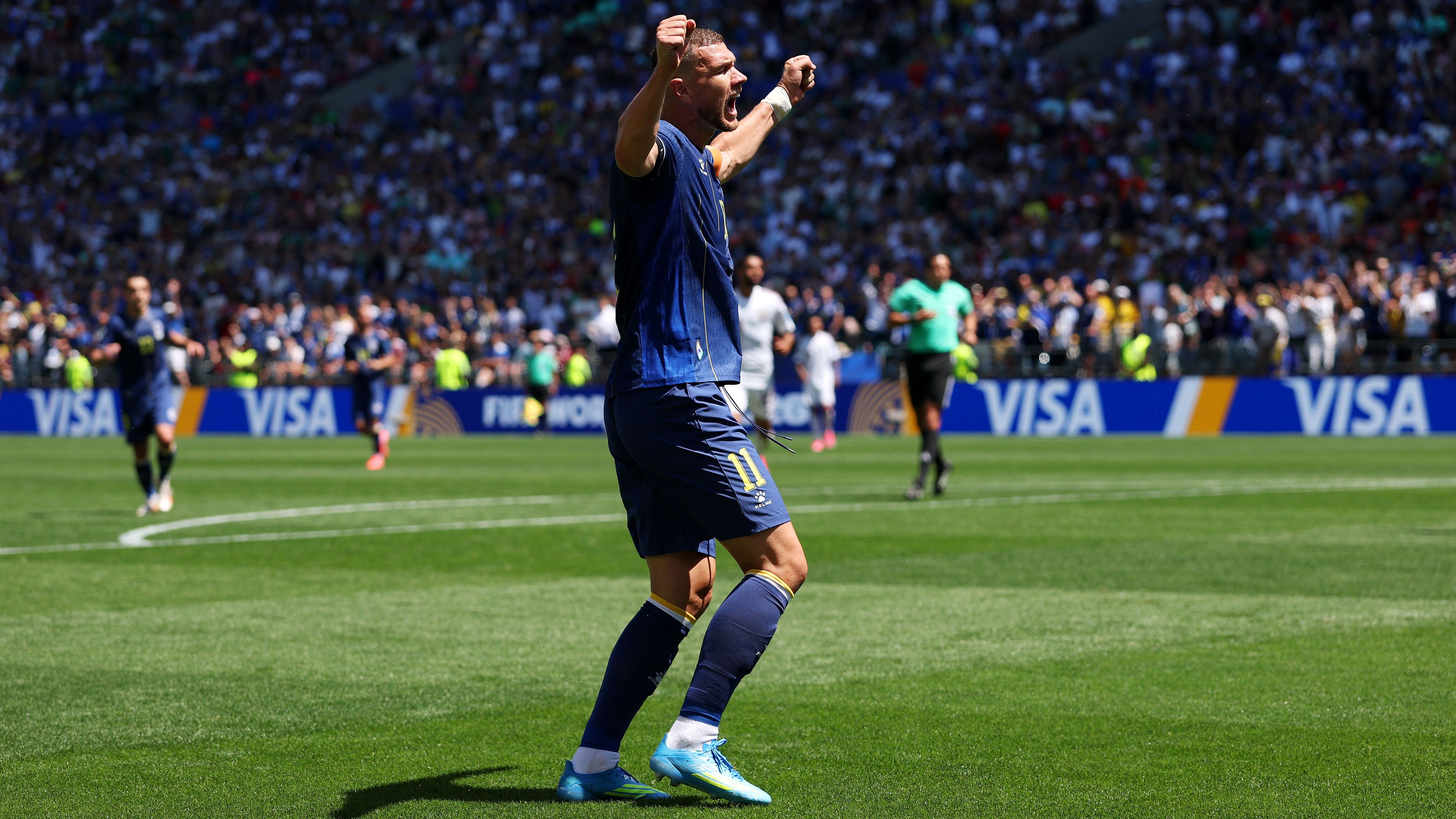 Edin Dzeko sauer über seine Auswechslung