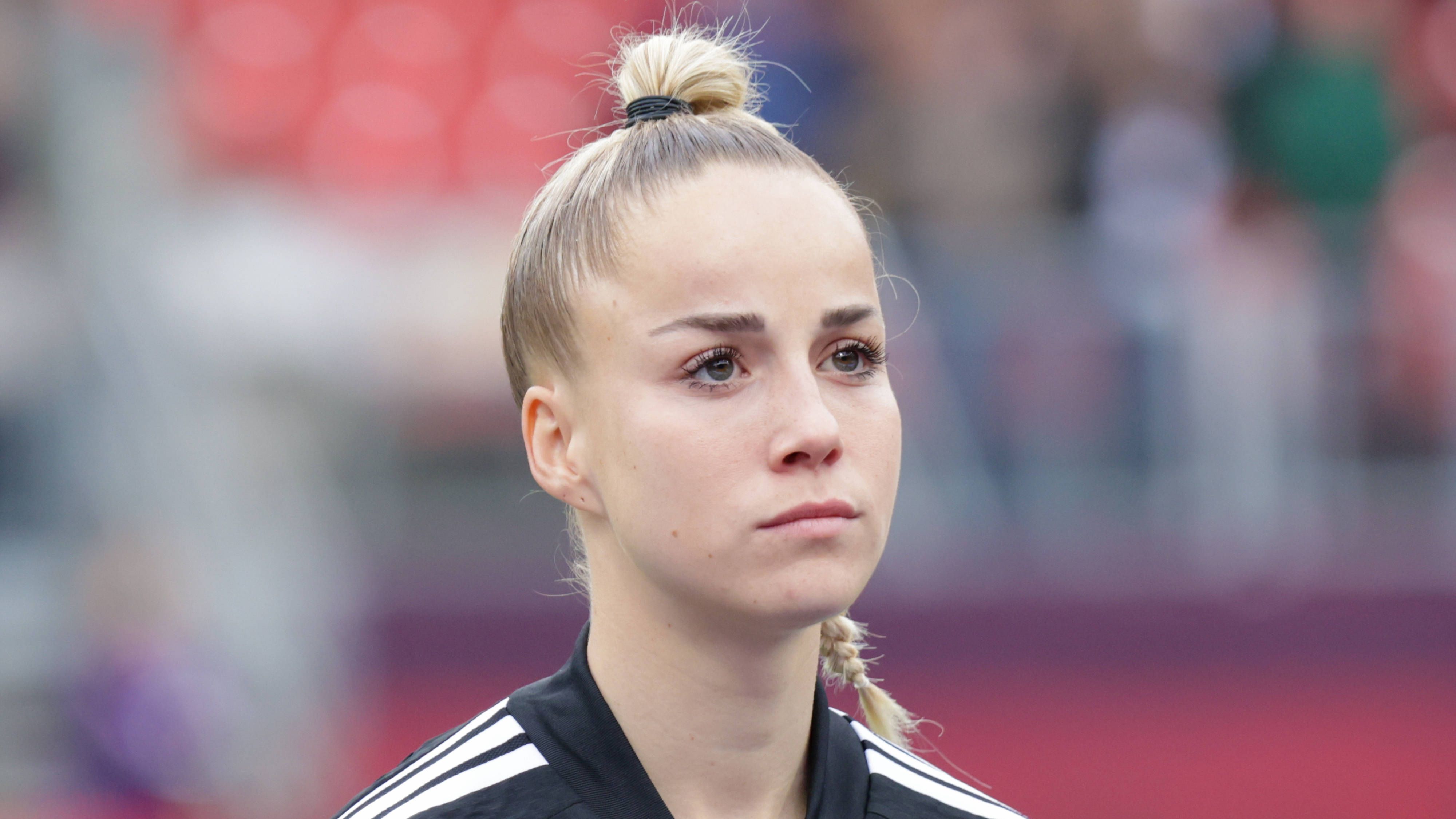 Photo: spox.com Germany Women name squad with Giulia Gwinn and Laura Freigang